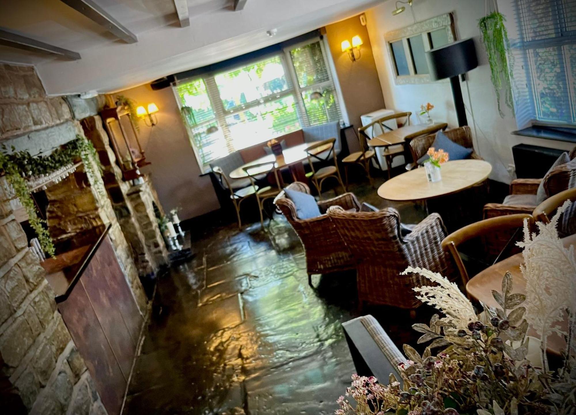 The Blue Boar Hotel Alcester Exterior photo